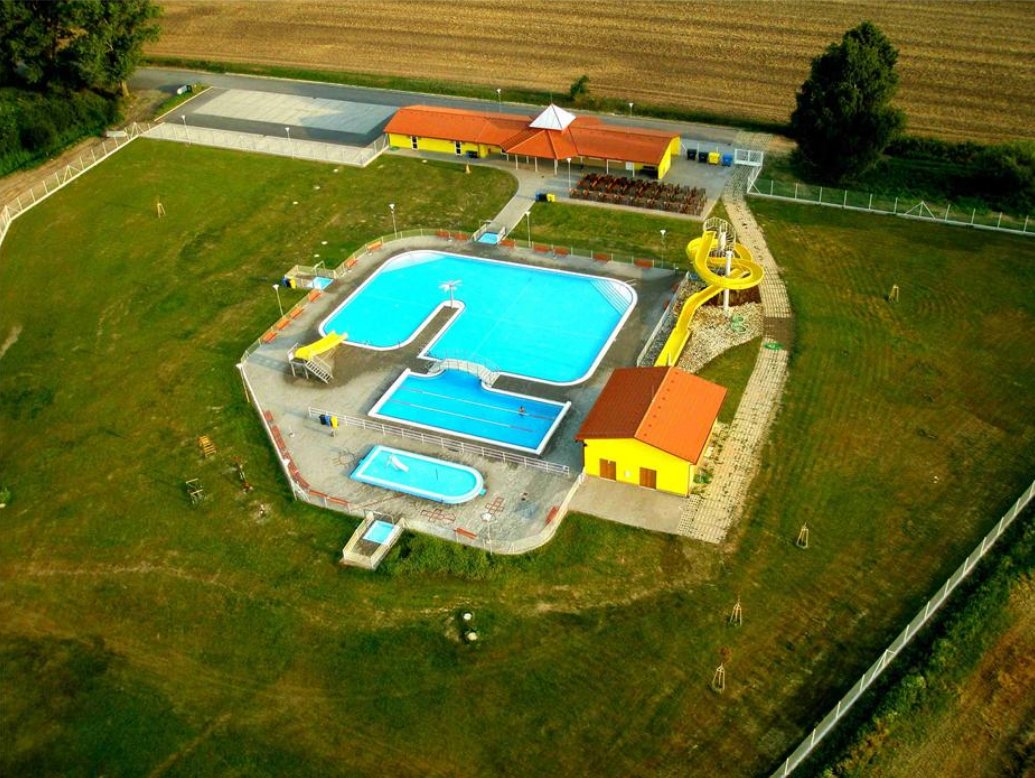 Koupaliště (Velké Opatovice)